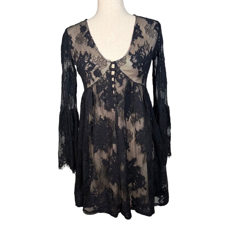 Xhilaration Lace Mini Dress Womens S Black‎ Whimsigoth Boho Bell Sleeve Gothic